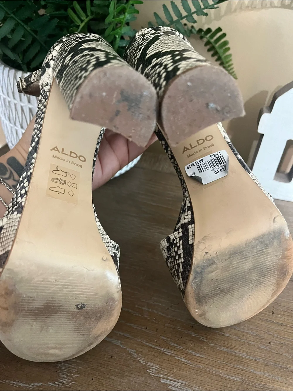 Aldo Snake Skin Platform Heels Size 7.5